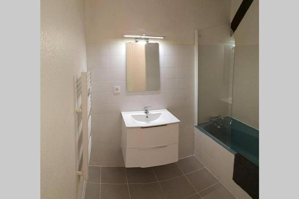 Appartement Proche Marche Au Coeur Du Centre + Wifi La Rochelle  Exterior photo