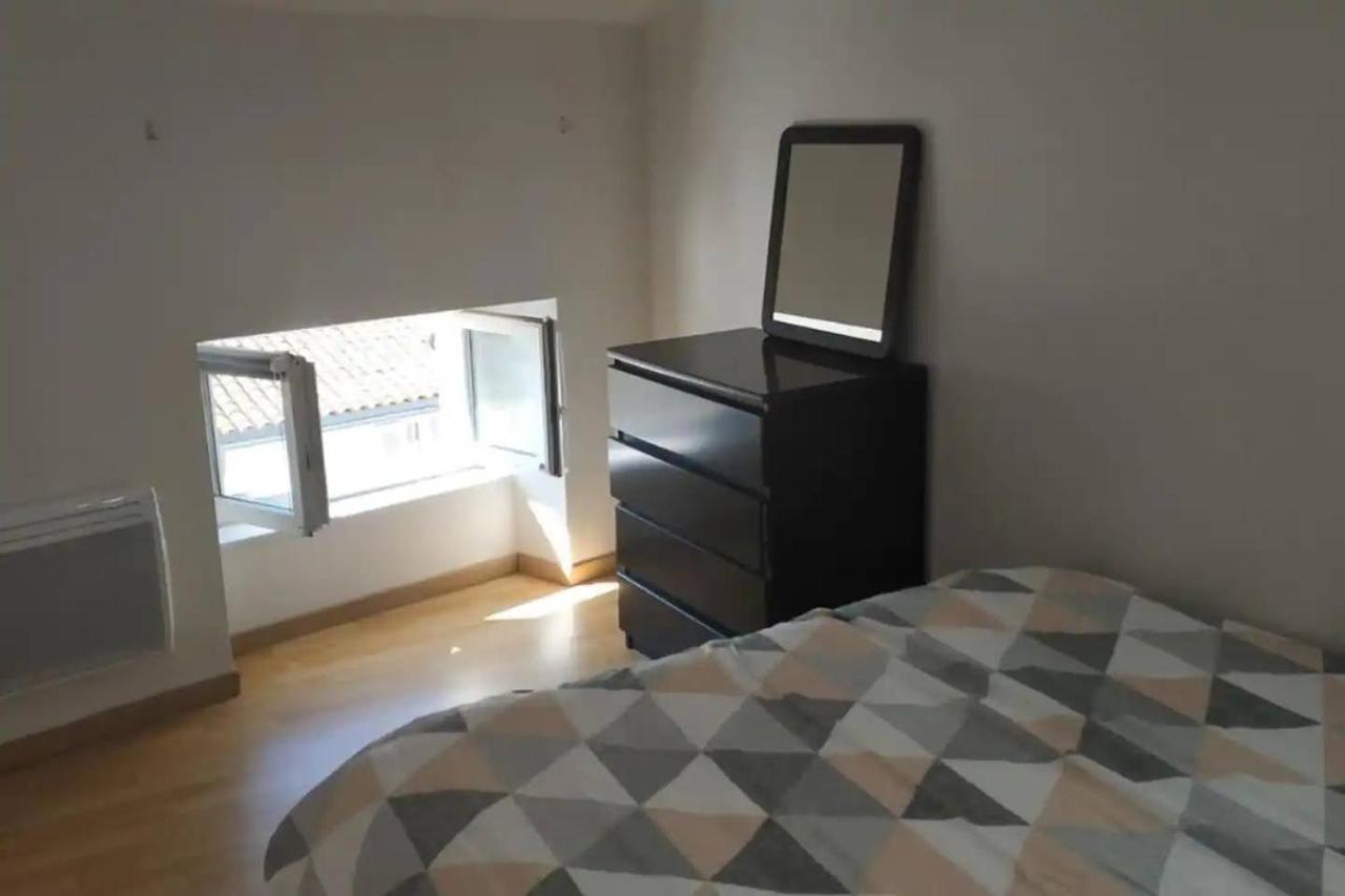 Appartement Proche Marche Au Coeur Du Centre + Wifi La Rochelle  Exterior photo